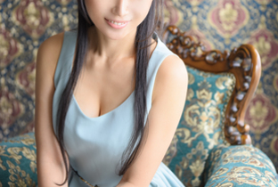 秋山沙織(OL)
